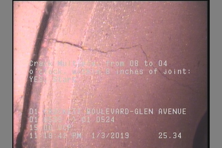Crack Multiple, from 08 to 04 o'clock, within 8 inches of joint: YES, Start