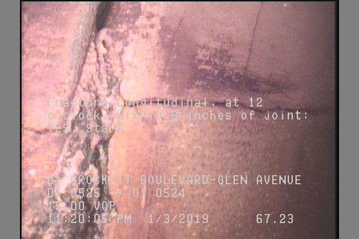 Fracture Longitudinal, at 12 o'clock, within 8 inches of joint: YES, Start