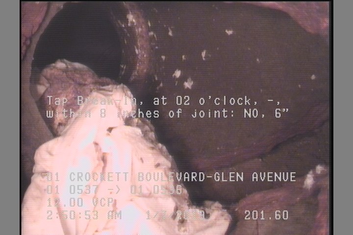 Tap Break-In, at 02 o'clock, -, within 8 inches of joint: NO, 6"