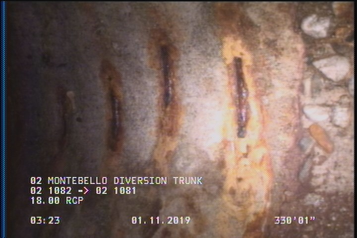 Surface Reinforcement Visible, from 12 to 03 o'clock, within 8 inches of joint: YES