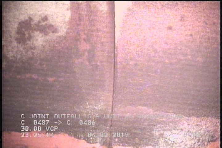 Crack Multiple, from 09 to 03 o'clock, within 8 inches of joint: YES