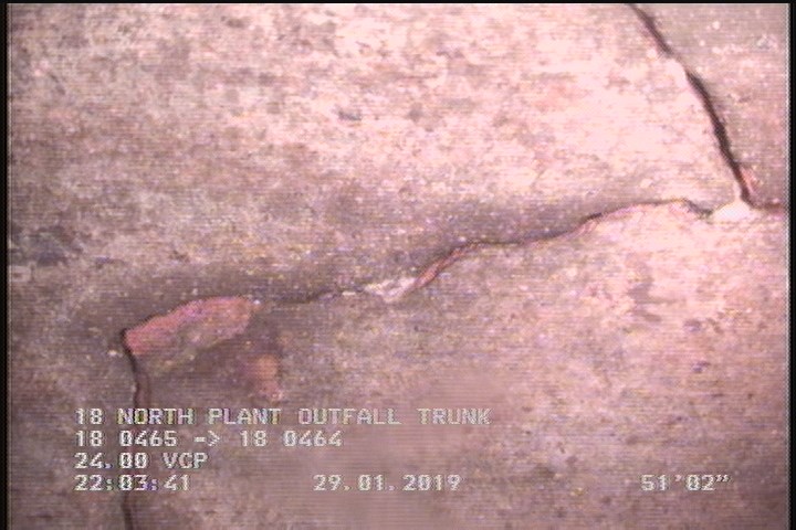 Fracture Multiple, from 09 to 03 o'clock, within 8 inches of joint: YES, Start