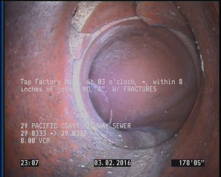 Tap Factory Made, at 03 o'clock, -, within 8 inches of joint: NO, 4" - W/ FRACTURES