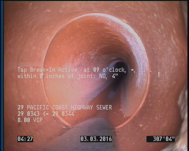 Tap Break-In Active, at 09 o'clock, -, within 8 inches of joint: NO, 4"