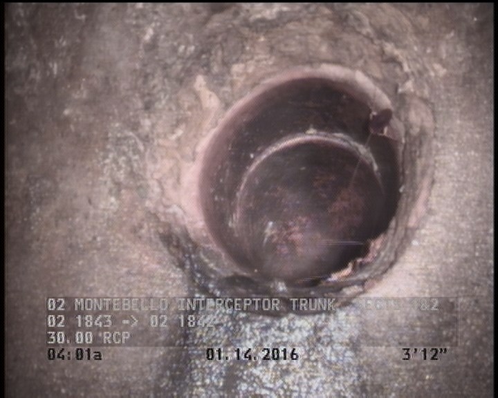 Tap Factory Made Active, at 02 o'clock, -, within 8 inches of joint: NO, 6"