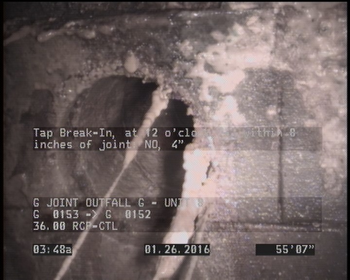 Tap Break-In, at 12 o'clock, -, within 8 inches of joint: NO, 4"