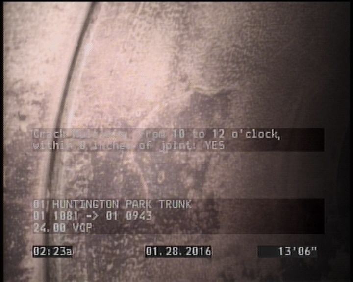 Crack Multiple, from 10 to 12 o'clock, within 8 inches of joint: YES