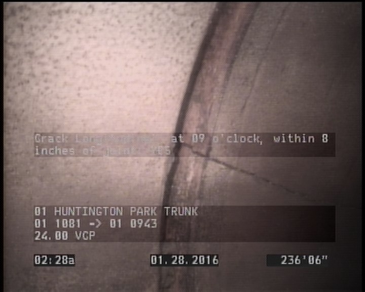 Crack Longitudinal, at 09 o'clock, within 8 inches of joint: YES