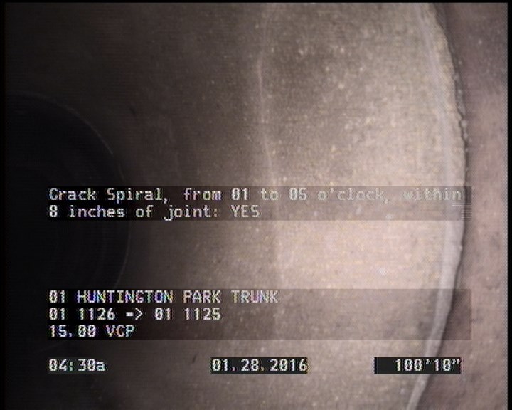 Crack Spiral, from 01 to 05 o'clock, within 8 inches of joint: YES
