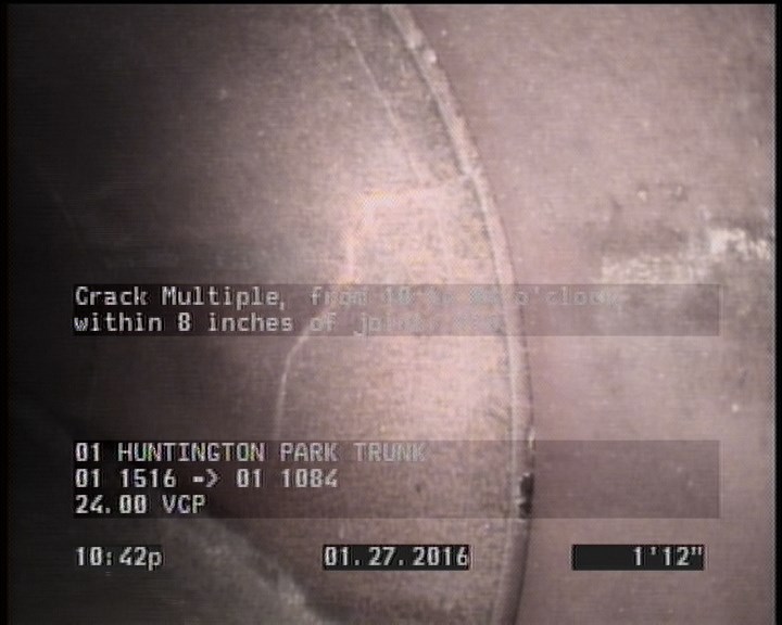 Crack Multiple, from 10 to 04 o'clock, within 8 inches of joint: YES