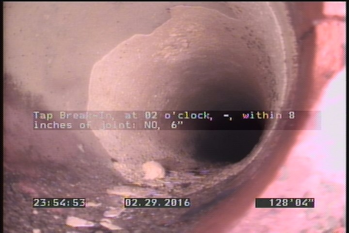 Tap Break-In, at 02 o'clock, -, within 8 inches of joint: NO, 6"