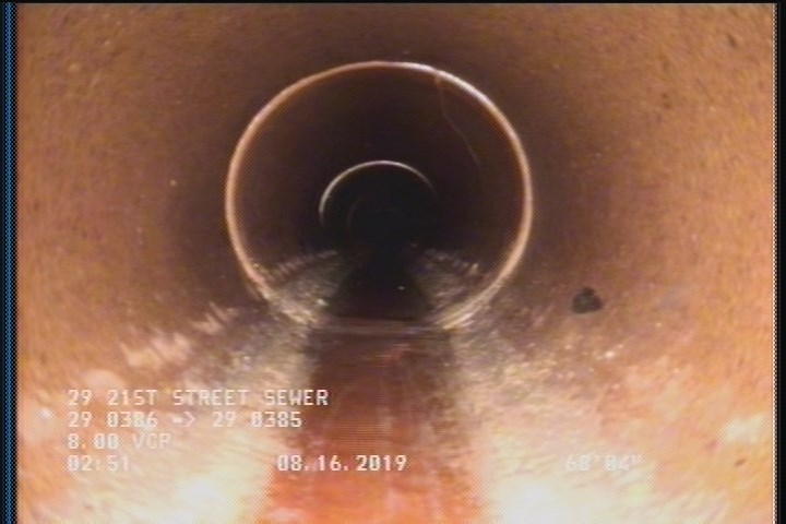 Deposits Attached Grease, 5 %of cross sectional area, from 04 to 08 o'clock, , within 8 inches of joint: YES, Start