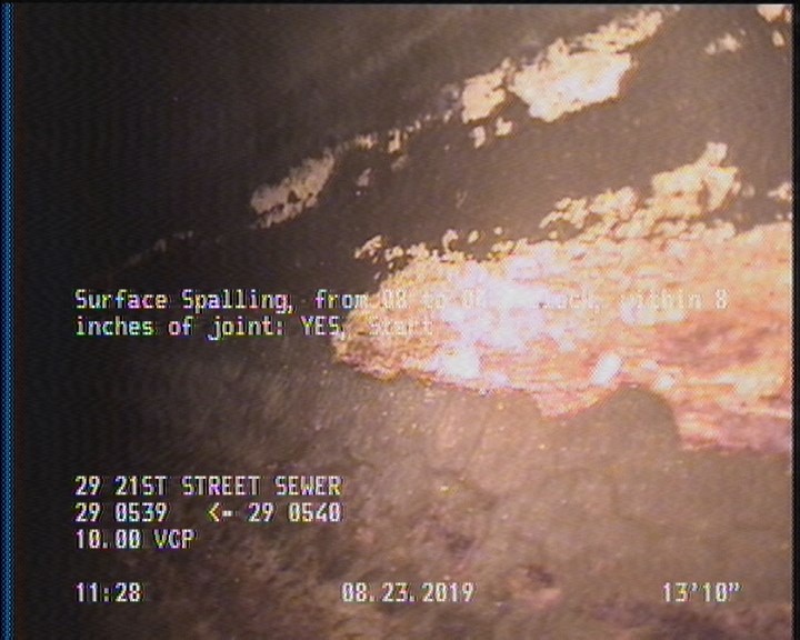 Surface Spalling, from 08 to 04 o'clock, within 8 inches of joint: YES, Start