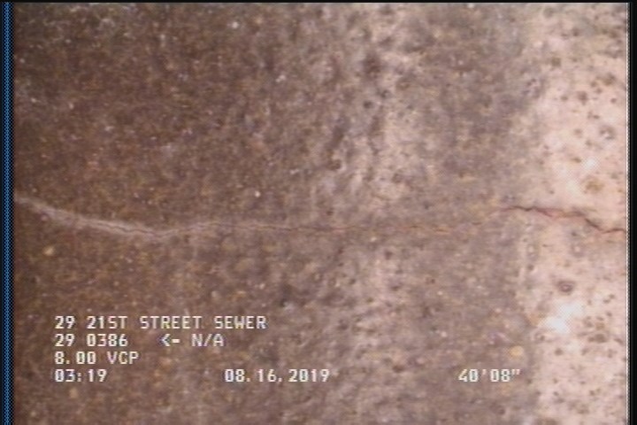 Crack Multiple, from 08 to 04 o'clock, within 8 inches of joint: YES, Start