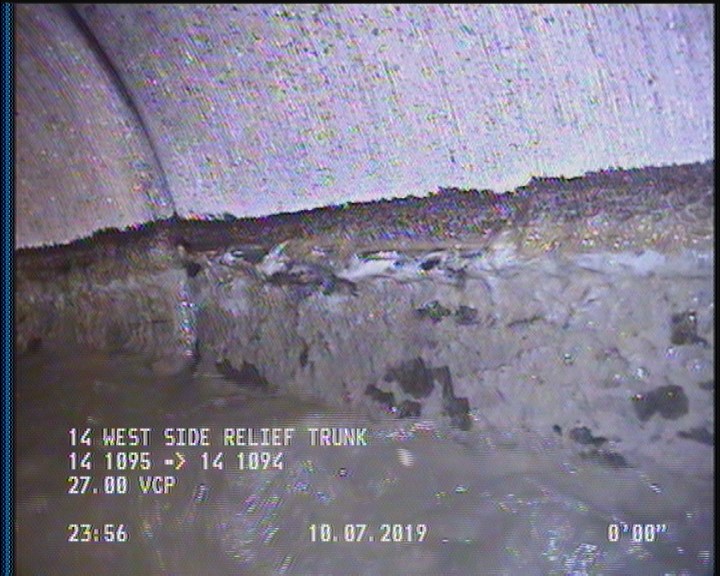 Deposits Attached Grease, 5 %of cross sectional area, from 04 to 08 o'clock, , within 8 inches of joint: YES, Start