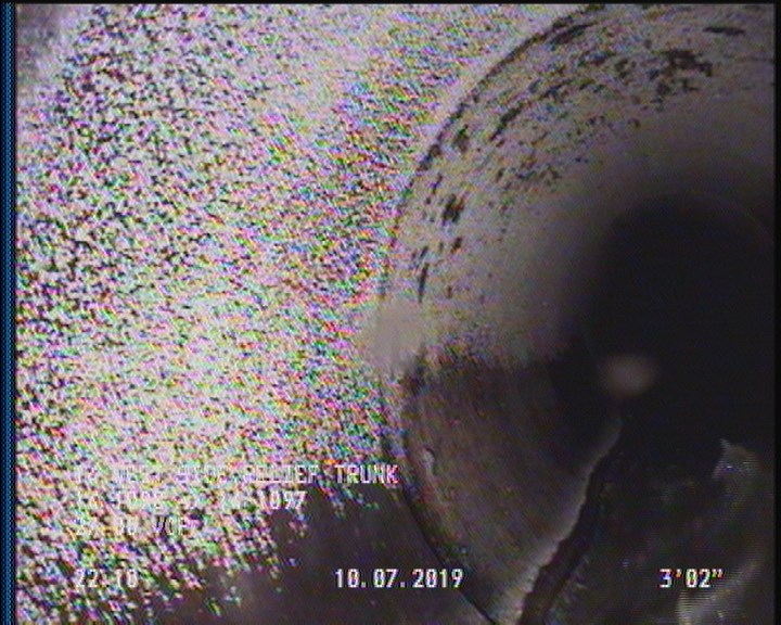 Deposits Attached Other, 5 %of cross sectional area, from 09 to 03 o'clock, , within 8 inches of joint: YES, Start - MINERAL