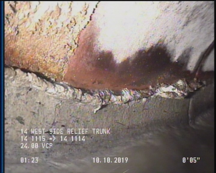 Deposits Attached Grease, 5 %of cross sectional area, from 04 to 08 o'clock, , within 8 inches of joint: YES, Start