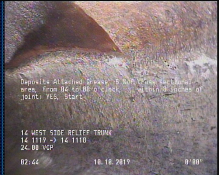 Deposits Attached Grease, 5 %of cross sectional area, from 04 to 08 o'clock, , within 8 inches of joint: YES, Start