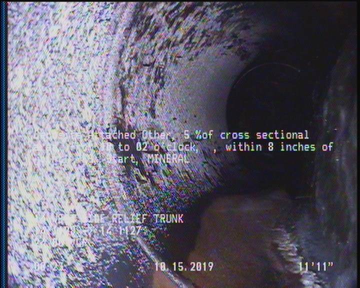 Deposits Attached Other, 5 %of cross sectional area, from 10 to 02 o'clock, , within 8 inches of joint: YES, Start - MINERAL