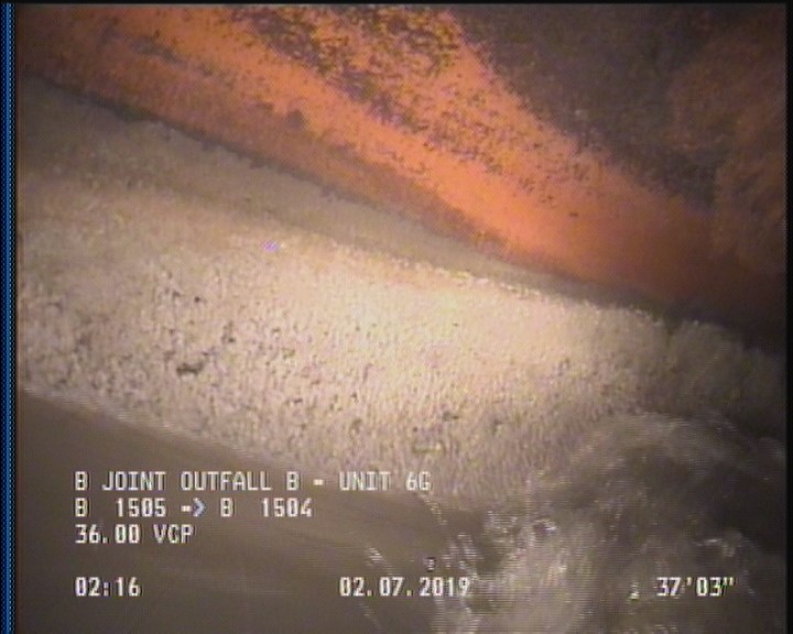 Deposits Attached Grease, 5 %of cross sectional area, from 03 to 09 o'clock, , within 8 inches of joint: YES, Start