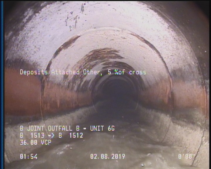 Deposits Attached Other, 5 %of cross sectional area, from 09 to 03 o'clock, , within 8 inches of joint: YES, Start - MINERALS