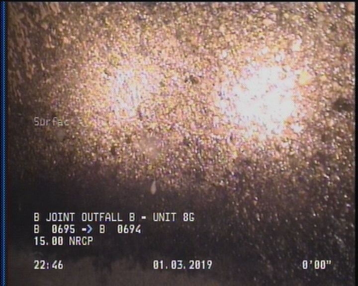 Surface Aggregate Projecting, from 08 to 04 o'clock, within 8 inches of joint: YES, Start