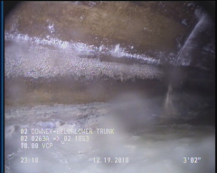 Deposits Attached Grease, 5 %of cross sectional area, from 03 to 09 o'clock, , within 8 inches of joint: YES, Start