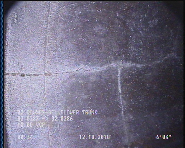 Crack Multiple, from 08 to 04 o'clock, within 8 inches of joint: YES, Start