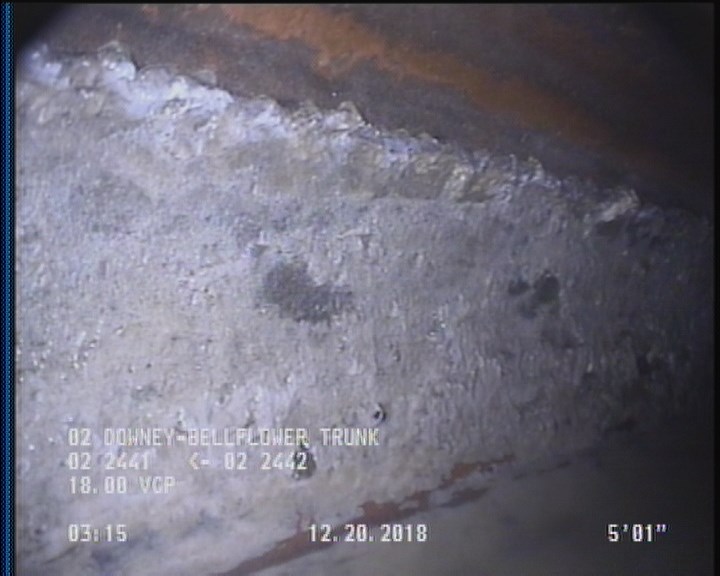Deposits Attached Grease, 5 %of cross sectional area, from 03 to 09 o'clock, , within 8 inches of joint: YES, Start