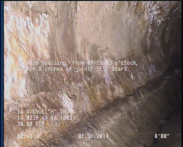 Surface Spalling, from 09 to 03 o'clock, within 8 inches of joint: YES, Start