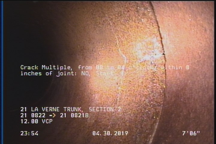 Crack Multiple, from 08 to 04 o'clock, within 8 inches of joint: NO, Start