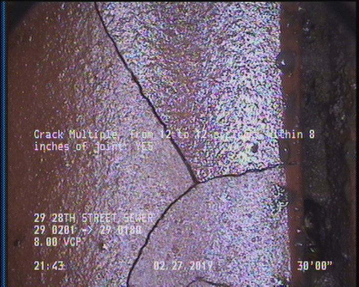 Crack Multiple, from 12 to 12 o'clock, within 8 inches of joint: YES