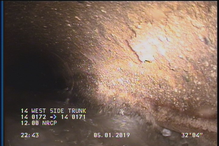 Surface Spalling, from 09 to 03 o'clock, within 8 inches of joint: YES, Start