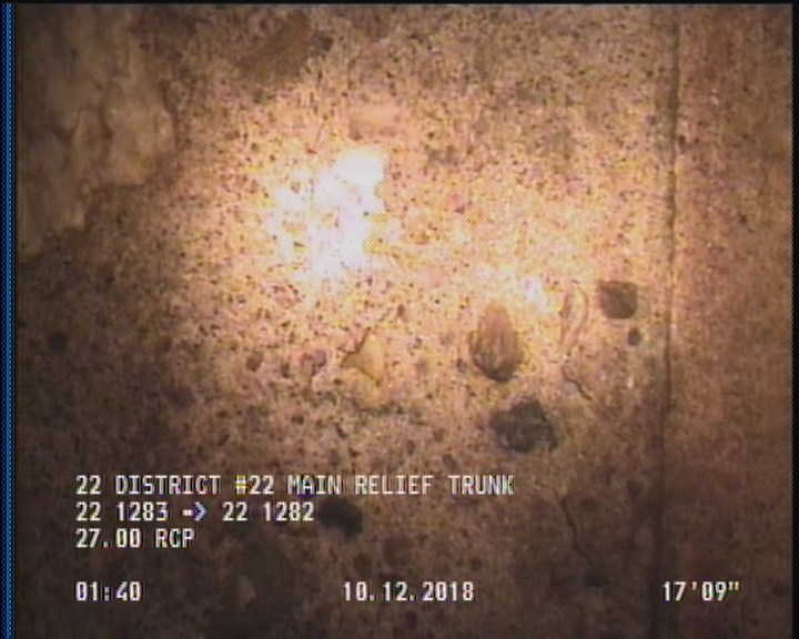 Surface Aggregate Projecting, from 08 to 04 o'clock, within 8 inches of joint: YES, Start