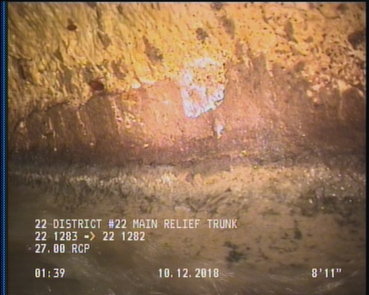 Deposits Attached Grease, 5 %of cross sectional area, from 04 to 08 o'clock, , within 8 inches of joint: YES, Start