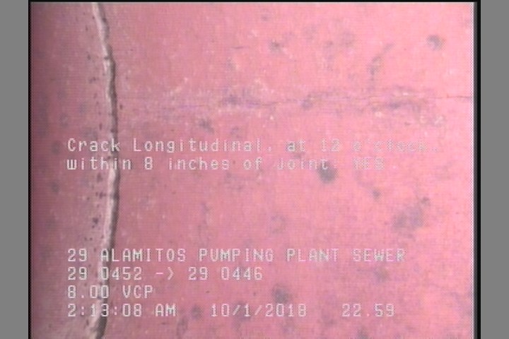 Crack Longitudinal, at 12 o'clock, within 8 inches of joint: YES