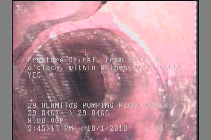 Fracture Spiral, from 12 to 04 o'clock, within 8 inches of joint: YES