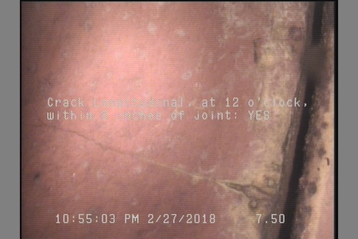 Crack Longitudinal, at 12 o'clock, within 8 inches of joint: YES
