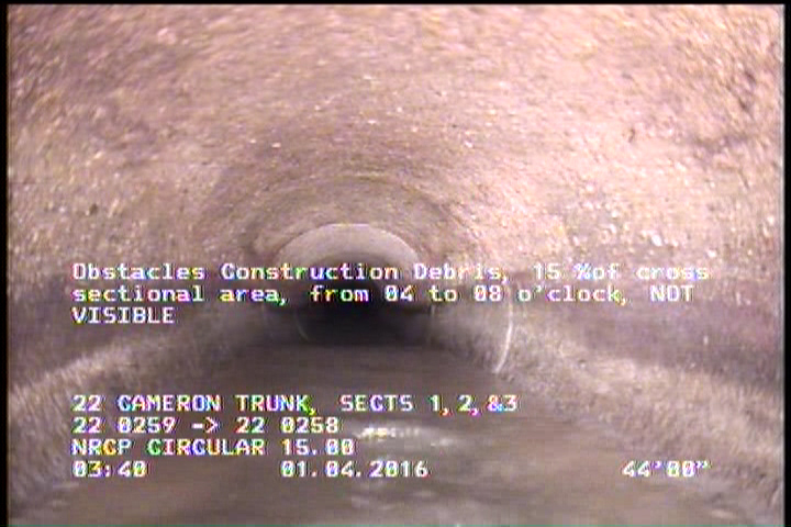 Obstacles Construction Debris, 15 %of cross sectional area, from 04 to 08 o'clock - NOT VISIBLE