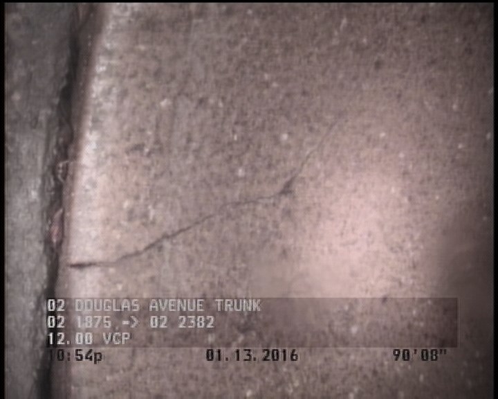 Crack Multiple, from 08 to 04 o'clock, within 8 inches of joint: YES