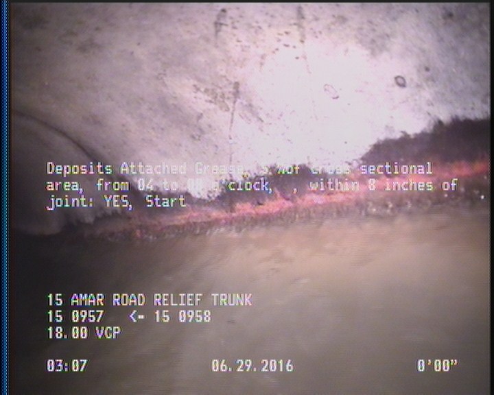 Deposits Attached Grease, 5 %of cross sectional area, from 04 to 08 o'clock, , within 8 inches of joint: YES, Start