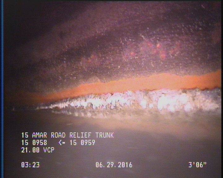 Deposits Attached Grease, 5 %of cross sectional area, from 04 to 08 o'clock, , within 8 inches of joint: YES, Start