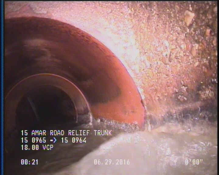 Deposits Attached Grease, 5 %of cross sectional area, from 03 to 09 o'clock, , within 8 inches of joint: YES, Start