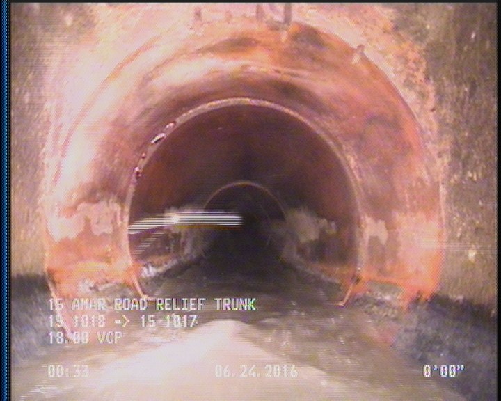 Deposits Attached Grease, 5 %of cross sectional area, from 04 to 08 o'clock, , within 8 inches of joint: YES, Start