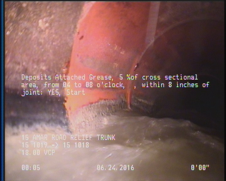 Deposits Attached Grease, 5 %of cross sectional area, from 04 to 08 o'clock, , within 8 inches of joint: YES, Start