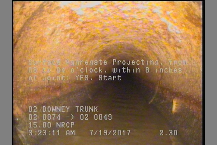 Surface Aggregate Projecting, from 08 to 04 o'clock, within 8 inches of joint: YES, Start