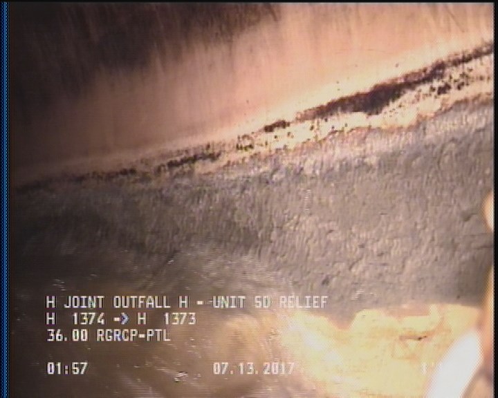 Deposits Attached Grease, 5 %of cross sectional area, from 04 to 08 o'clock, , within 8 inches of joint: YES, Start