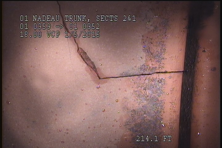 Crack Multiple, from 09 to 02 o'clock, within 8 inches of joint: YES
