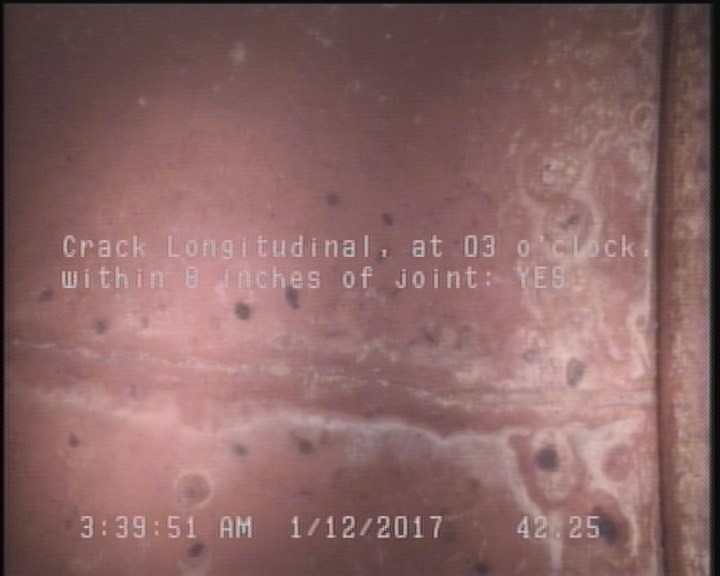 Crack Longitudinal, at 03 o'clock, within 8 inches of joint: YES
