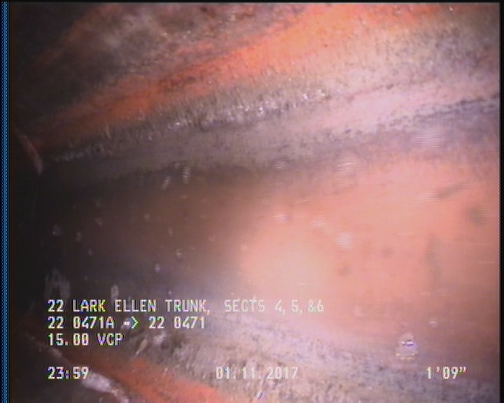 Deposits Attached Grease, 5 %of cross sectional area, from 05 to 07 o'clock, , within 8 inches of joint: YES, Start